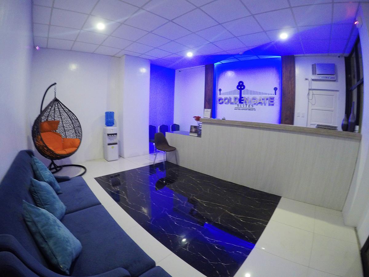 Golden Gate Suites Dumaguete City Экстерьер фото